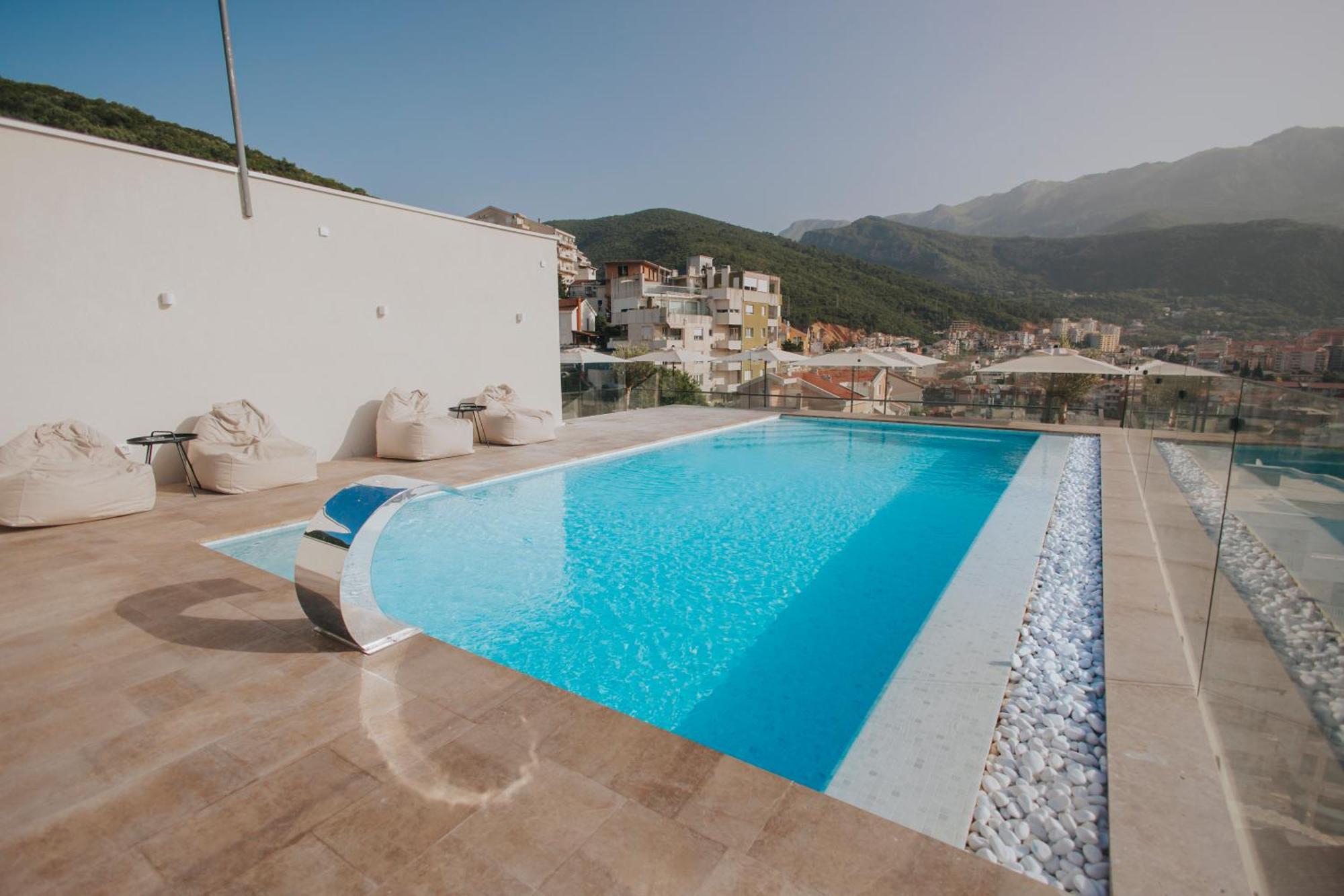 Infinity Hotel & More Budva Exterior foto